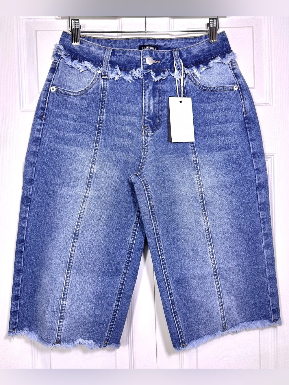 Flamingals Raw Frayed Waist Bermuda Denim Shorts NWT Size XS